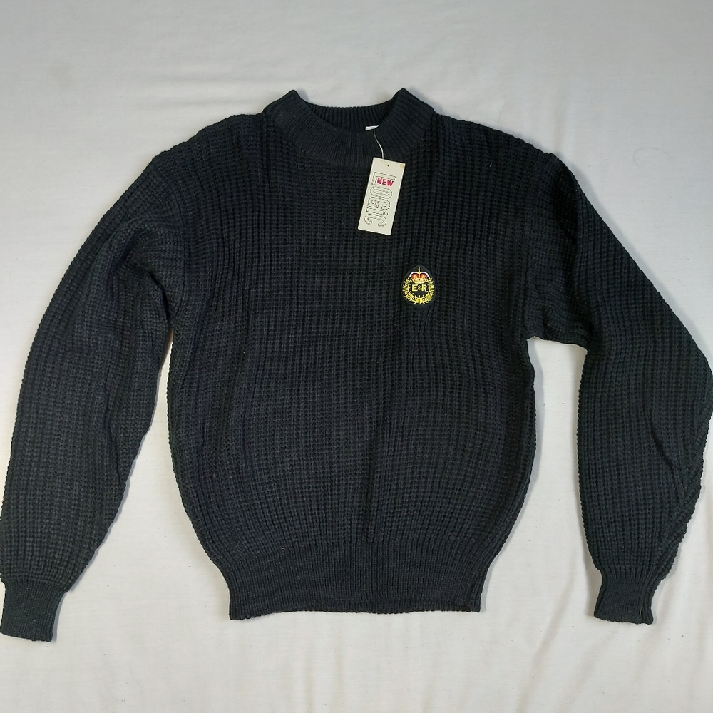 NWT New Logic Black Crew Neck Knit Sweater Gold Crest Mens Vintage, Small